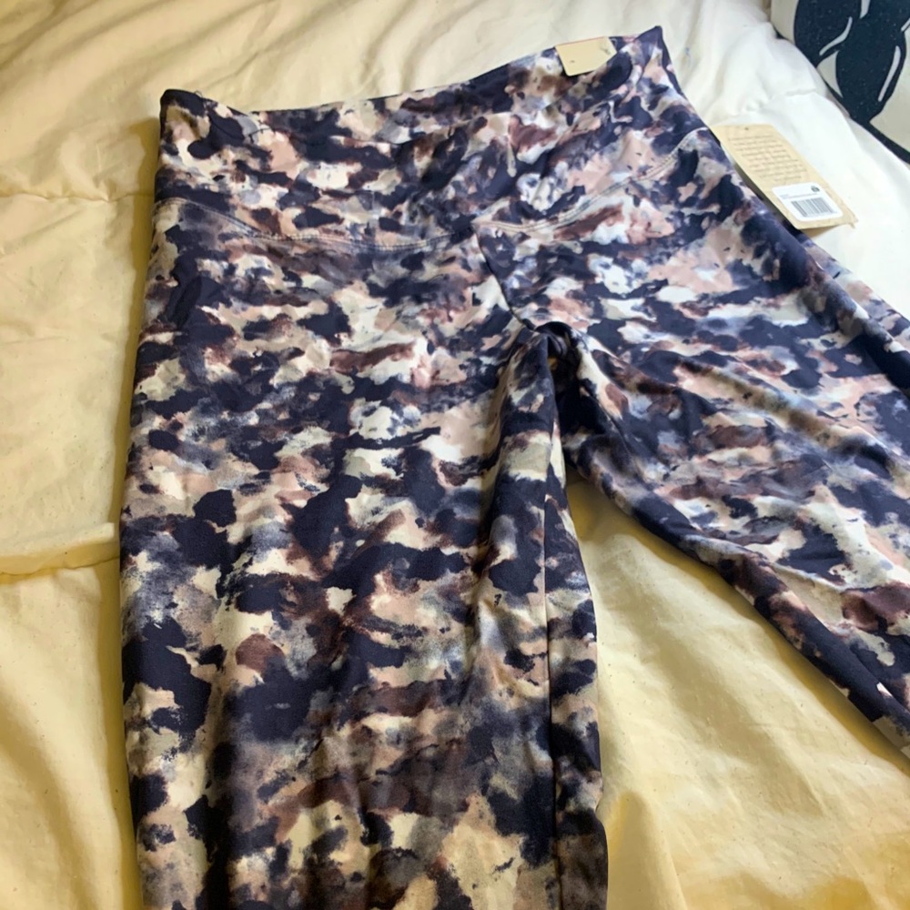 Balance Collection XL high waisted leggings